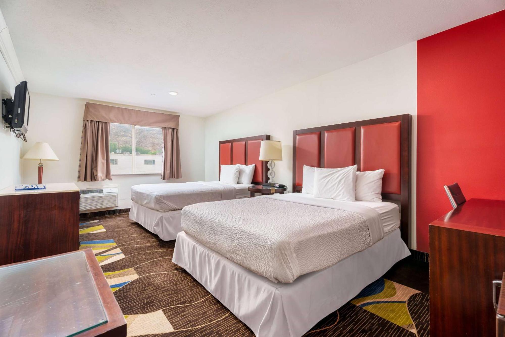Ramada By Wyndham La Verkin Zion National Park Esterno foto